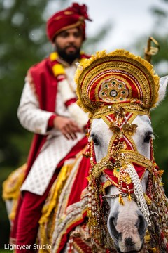 The Raja on the ghodi during Baraat. The Raja on the ghodi during Baraat.