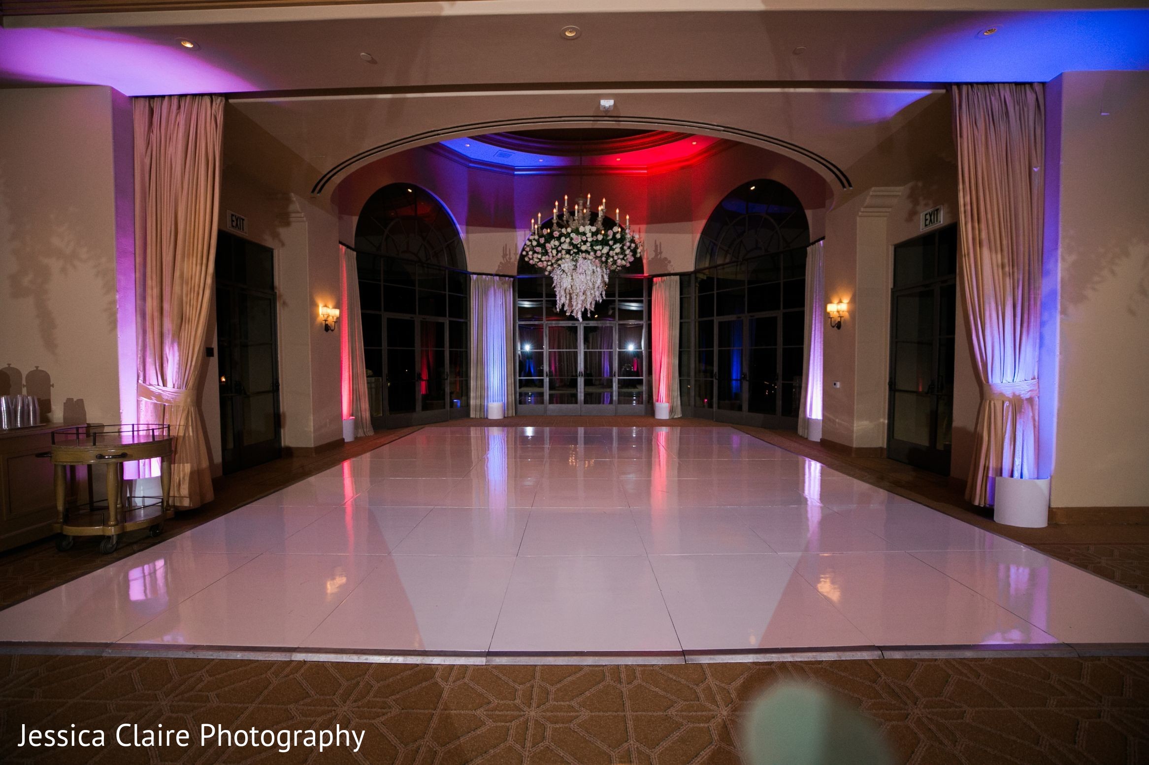 Shiny white Indian wedding dance floor. Photo 258184