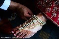 Indian bridal golden kundan anklet with diamonds and pearls. Indian bridal golden kundan anklet with diamonds and pearls.