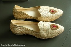 Indian grooms golden, white and red ceremony shoes. Indian grooms golden, white and red ceremony shoes.