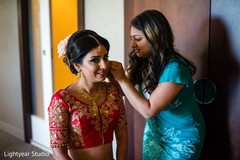 Maharani getting ready. Maharani getting ready.