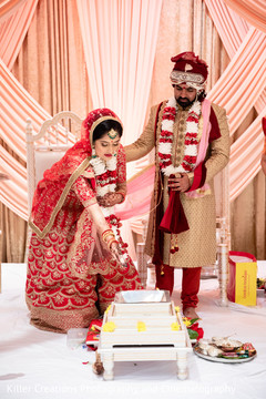 Maharani and her Indian groom during the Agni ceremony. Maharani and her Indian groom during the Agni ceremony.