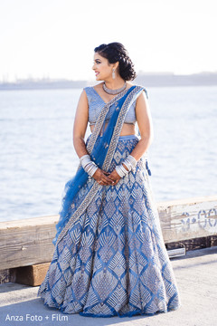Insanely beautiful indian bridal photo session. Insanely beautiful indian bridal photo session.