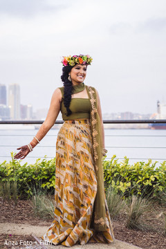 Indian bridal pre-wedding fashion outdoors photo session. Indian bridal pre-wedding fashion outdoors photo session.