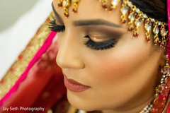 Maharani's eyelashes and make up. Maharani's eyelashes and make up.