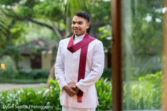 Groom waiting for the Maharani for their first glance. Groom waiting for the Maharani for their first glance.