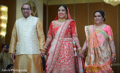 Maharani being escorted by her parents. Maharani being escorted by her parents.