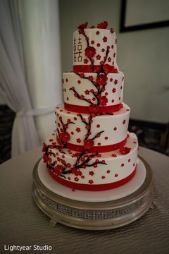 Indian Chinese wedding cake decorations. Indian Chinese wedding cake decorations.