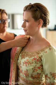 Maharani getting her saree on. Maharani getting her saree on.