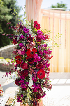 Flowers and drapes decorate the hindu wedding. Flowers and drapes decorate the hindu wedding.