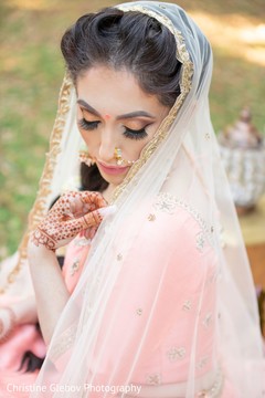 Maharani's eyelashes and henna art capture. Maharani's eyelashes and henna art capture.