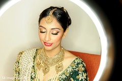 Maharani wearing her ceremony golden jewelry. Maharani wearing her ceremony golden jewelry.