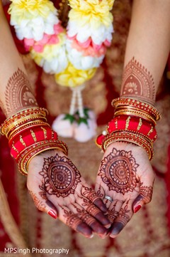 Indian bridal mehndi flower art decoration. Indian bridal mehndi flower art decoration.