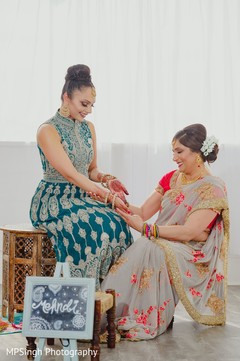 Indian bride and relative on their mehndi fashion. Indian bride and relative on their mehndi fashion.