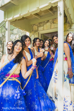 Maharani and Indian bridesmaids sharing some drinks Maharani and Indian bridesmaids sharing some drinks