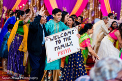 Indian relatives receiving Maharani. Indian relatives receiving Maharani.
