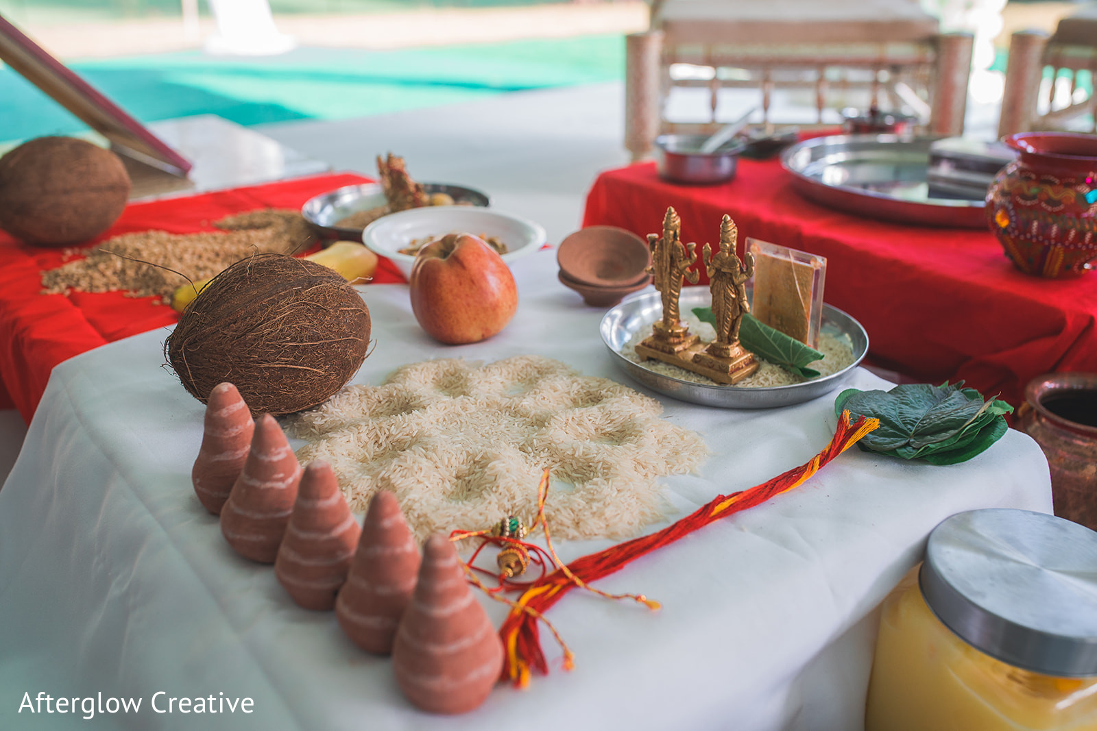 Indian wedding traditional ceremonial objects on display. | Photo 265501