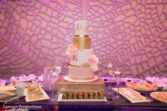 The wedding cake and other desserts The wedding cake and other desserts