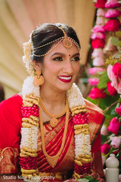 A close up on Maharani during the ceremony A close up on Maharani during the ceremony