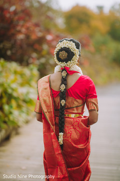 Maharani showing off her hairdo and attire Maharani showing off her hairdo and attire