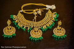 The choker and earrings to be worn by Maharani The choker and earrings to be worn by Maharani