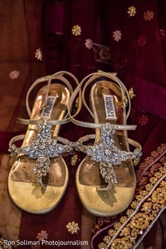 The shoes to be worn by the Indian bride The shoes to be worn by the Indian bride