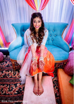 Maharani displaying her mehndi Maharani displaying her mehndi