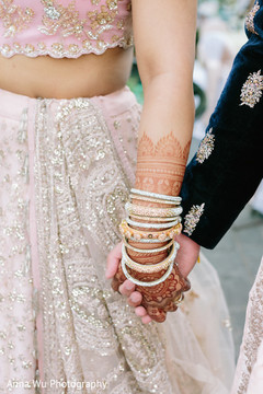 Indina birdal white gold and yellow gold chooras. Indina birdal white gold and yellow gold chooras.