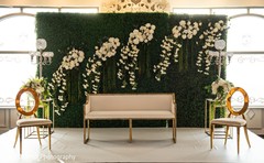 Minimalist and beautiful Indian wedding stage decor. Minimalist and beautiful Indian wedding stage decor.