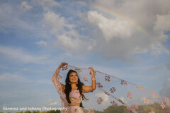 See this gorgeous indian bride