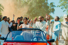 Arrival of the couple Arrival of the couple