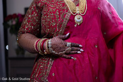 beatiful jewlery and mahndi photo session. beatiful jewlery and mahndi photo session.