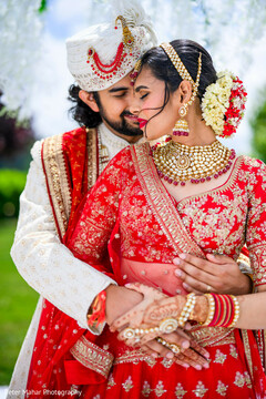 Red and White Wedding Bliss Red and White Wedding Bliss