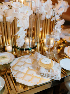 A Table Set for a Night of Glamour A Table Set for a Night of Glamour