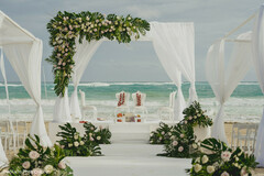 Waves of Matrimony: Elegance on the Sand