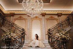 A Bride of Elegance and Opulence