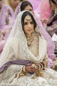 Capturing Bridal Grace Capturing Bridal Grace