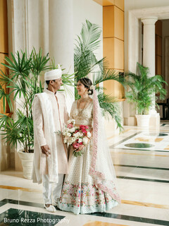 The Couple's Wedding Elegance The Couple's Wedding Elegance