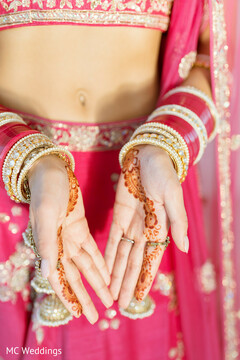 Mehndi Magic: A Bride’s Elegance