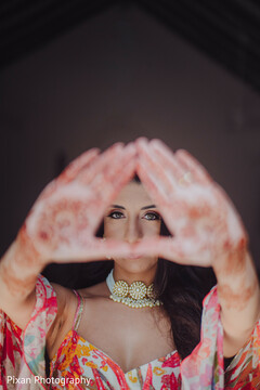 Captivating Bridal Glance Captivating Bridal Glance