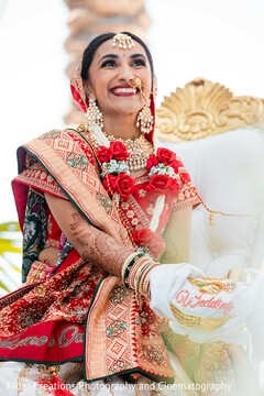 A Bride’s Majestic Moment A Bride’s Majestic Moment
