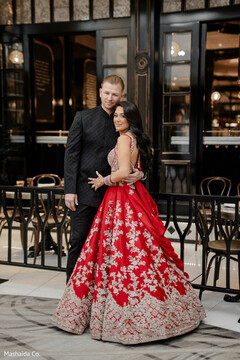 Vibrant Love in Red Vibrant Love in Red