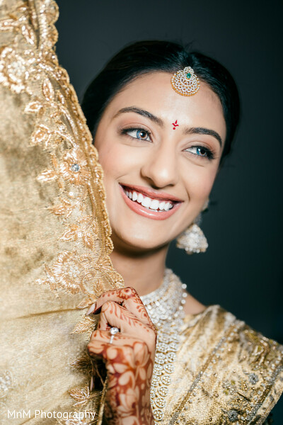 Peekaboo, I’m the Bride!
