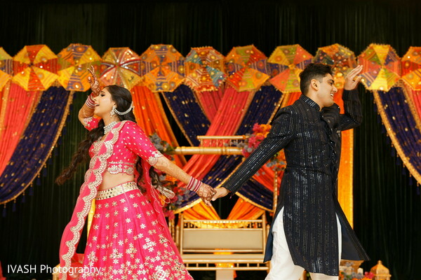 Spin of the Sangeet