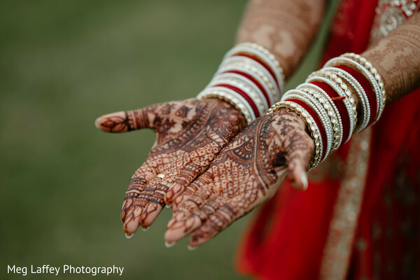 Mehndi and Bangles