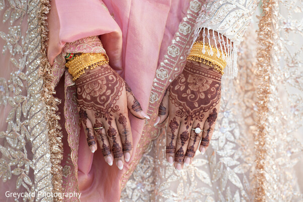 Mehndi and Gold
