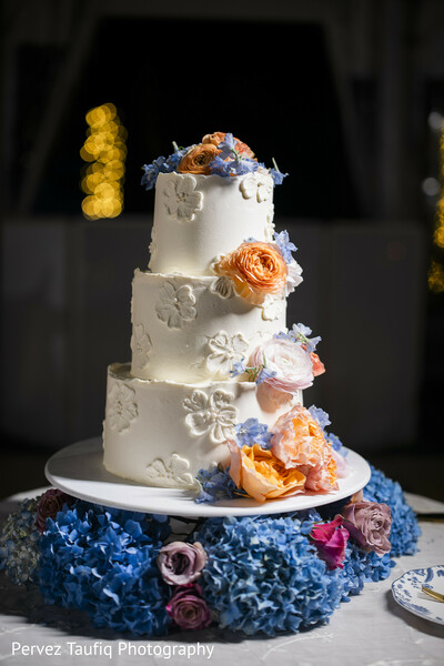 Floral Delight Cake