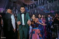 Groom’s Groove Groom’s Groove