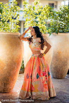 Sun-Kissed Elegance Sun-Kissed Elegance