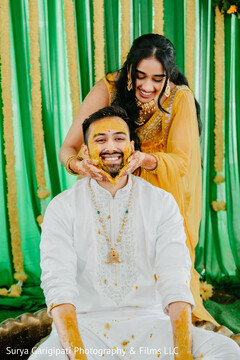 Groom’s Glow Groom’s Glow